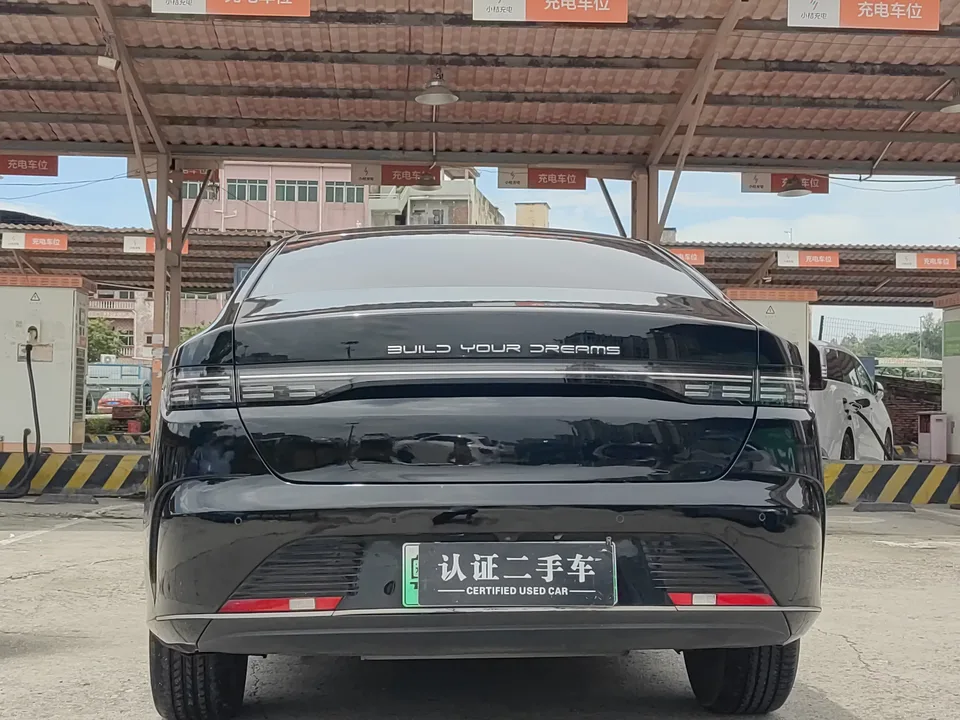 BYD Destroyer 05 Destroyer 05 2024 Honor Edition DM-i 120KM Deluxe 2024 — миниатюра 2