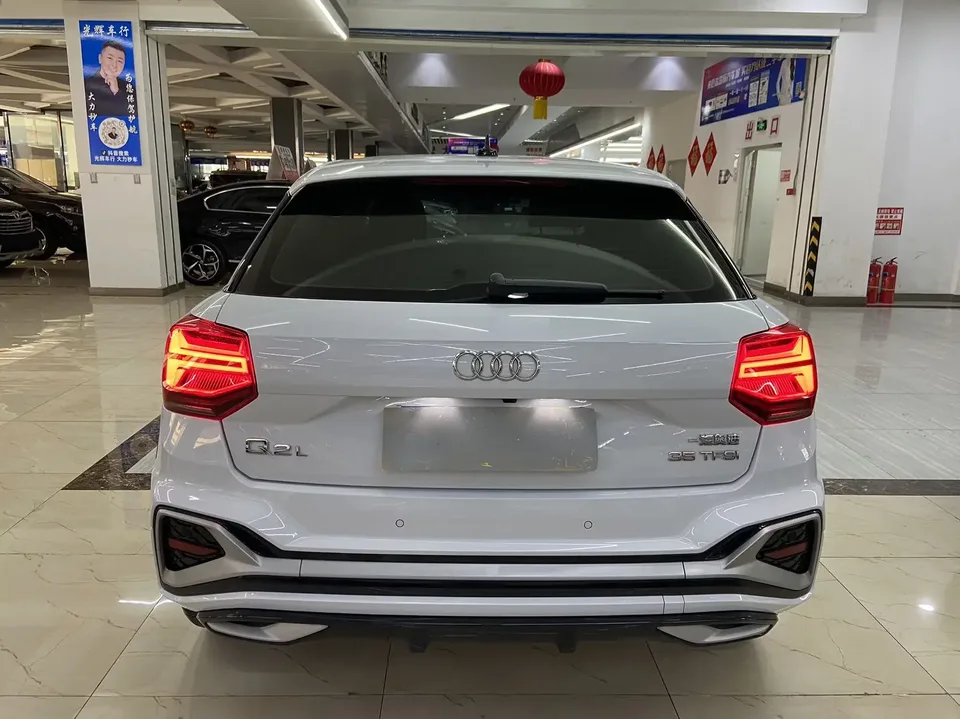 Audi Q2L Audi Q2L 2022 35 TFSI Progressive Dynamic 2022 — thumbnail 2
