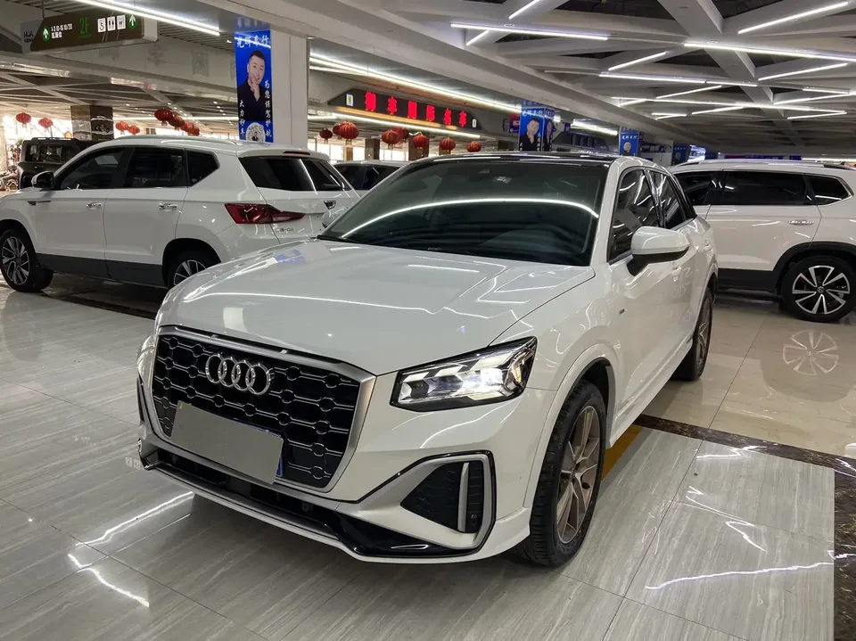 Audi Q2L Audi Q2L 2022 35 TFSI Progressive Dynamic 2022 — photo 1, buy with delivery to Moscow