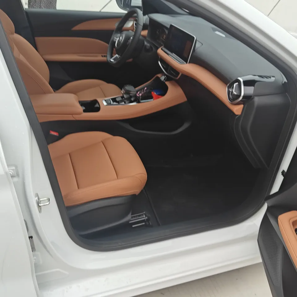 MG 5 MG5 2026 300TGI Global Flagship MAX Edition 2026 — thumbnail 3