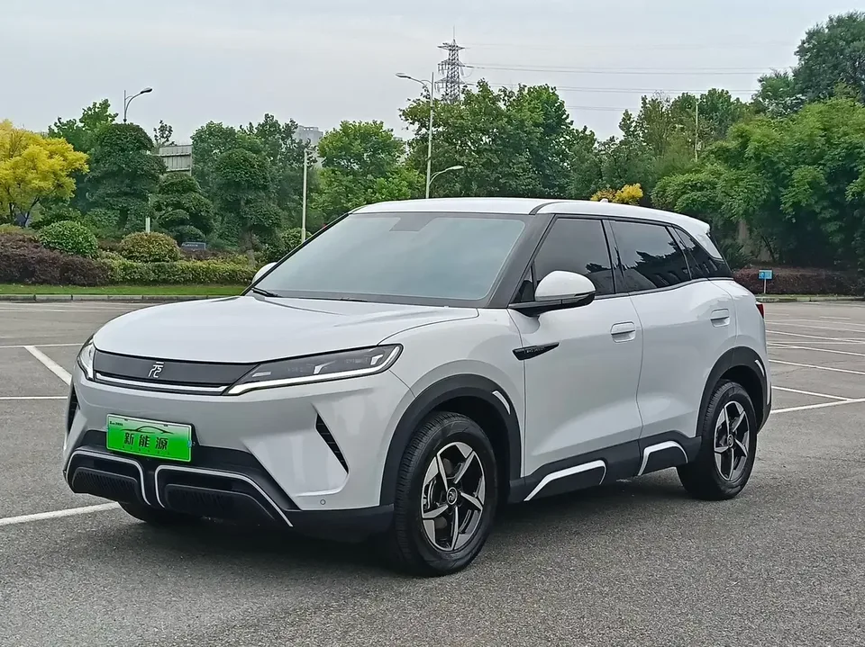 BYD Yuan Up Yuan UP 2024 401KM Leading Type 2025 — photo 1, buy with delivery to Moscow