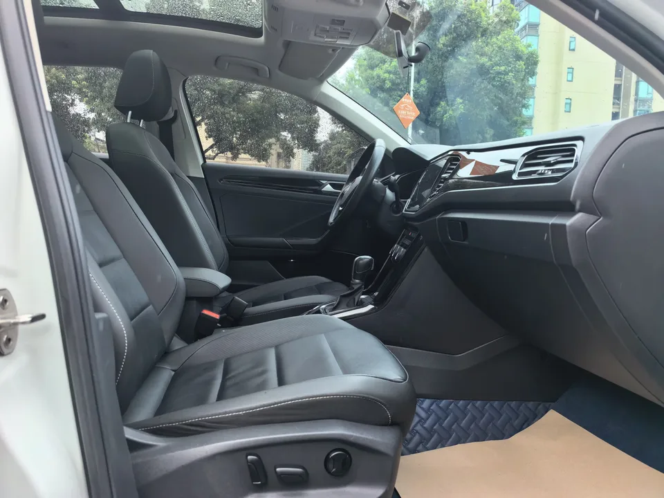 Volkswagen T-Roc TANG 2022 280TSI DSG 2WD Comfort PLUS 2022 — thumbnail 5