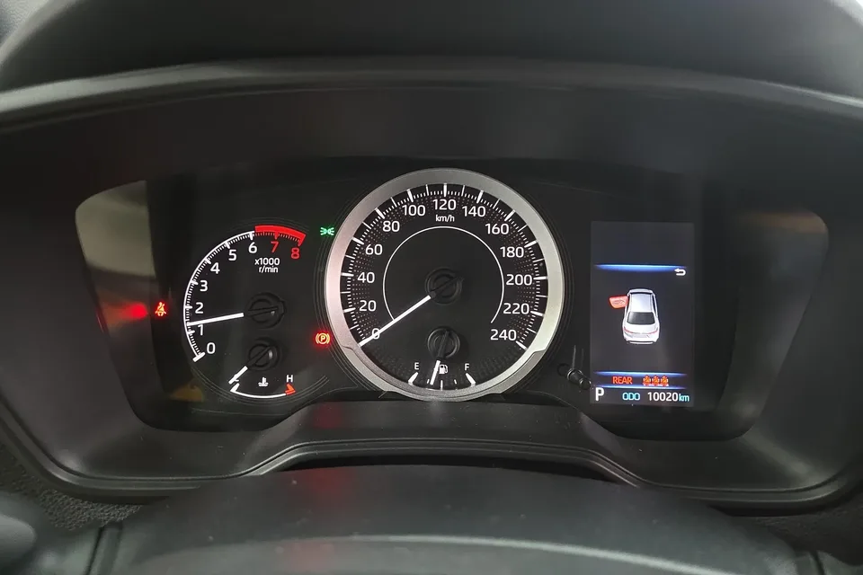 Toyota Levin Lei Ling 2024 185T Deluxe 2025 — thumbnail 4