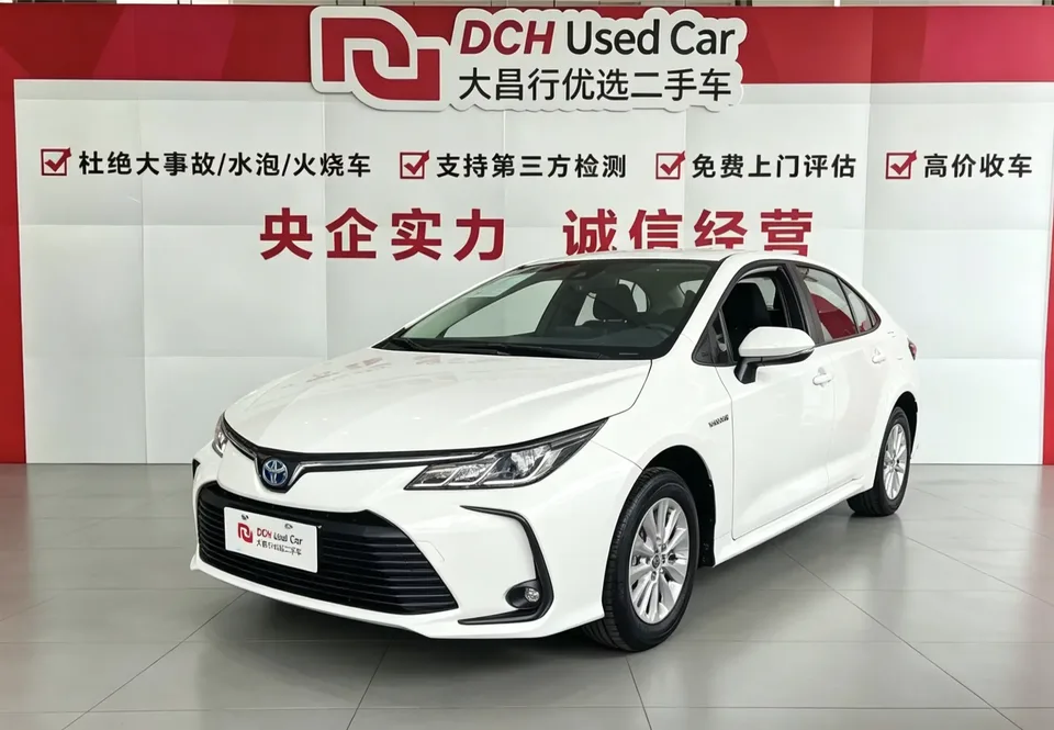 Toyota Corolla Corolla 2022 Dual Engine 1.8L E-CVT Pioneer Edition 2022 — photo 1, buy with delivery to Moscow