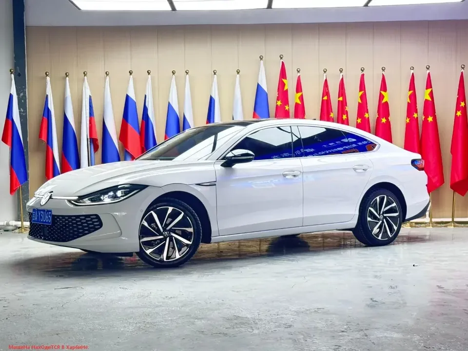 Volkswagen Lamando Lingdu 2023 Lingdu L 280TSI DSG Super Hot Flagship Edition 2023 — photo 1, buy with delivery to Moscow