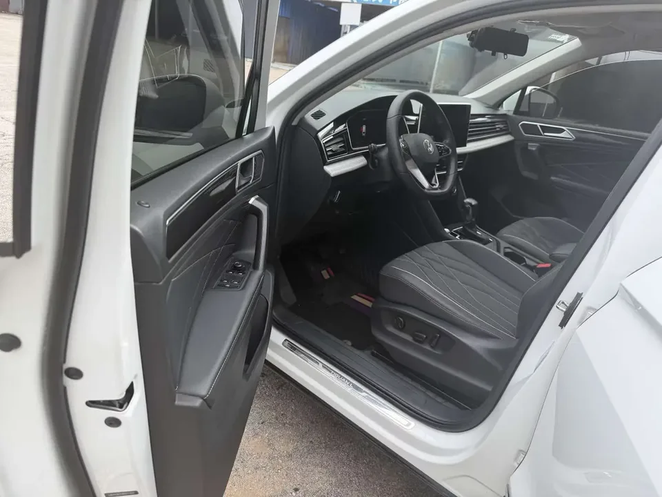 Volkswagen Tiguan L Tiguan L 2023 280TSI Limited Edition 2023 — миниатюра 5
