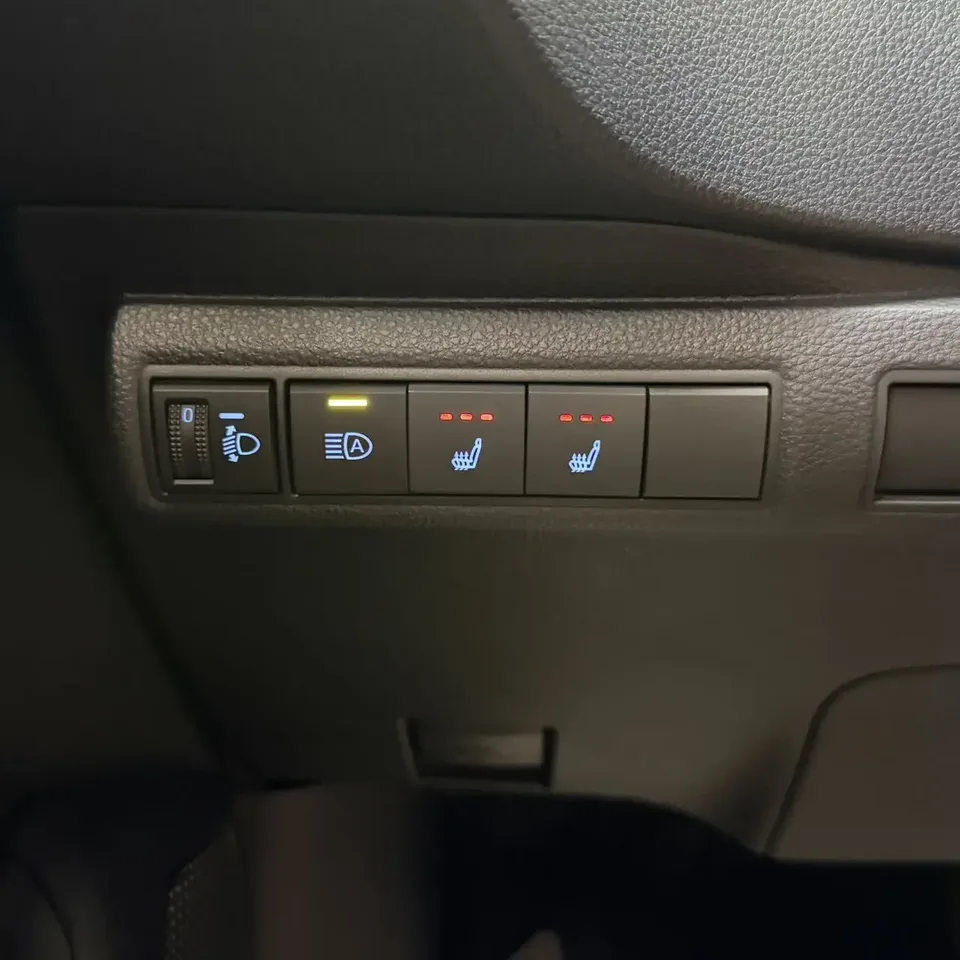 Toyota Levin Lei Ling 2023 185T Sports Edition 2023 — миниатюра 4
