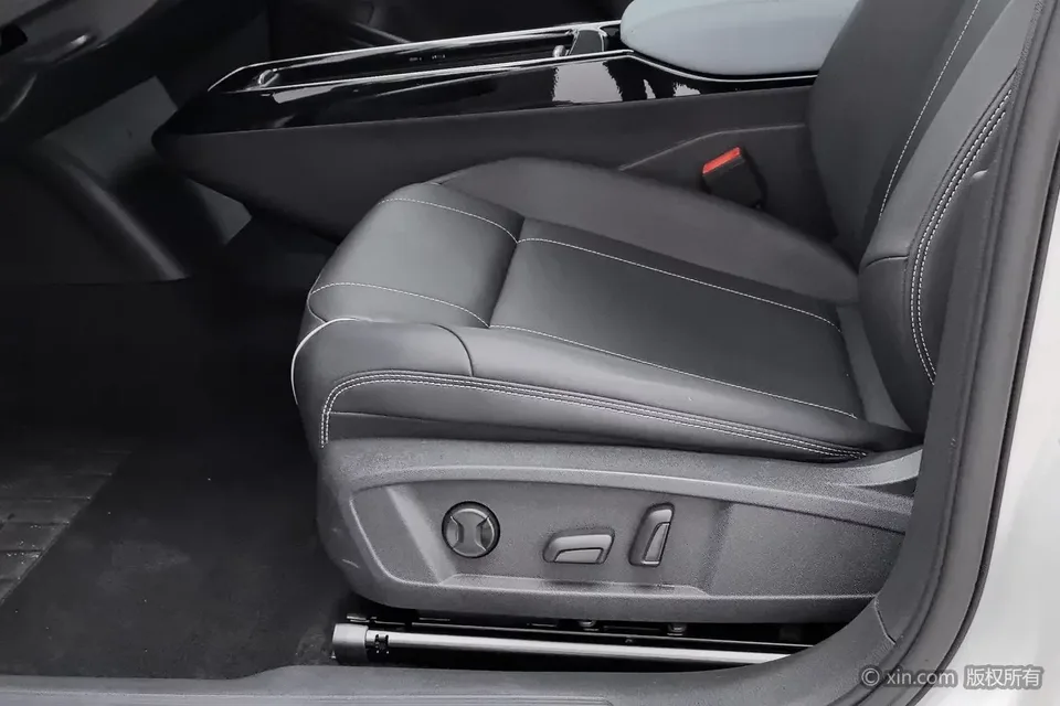 Volkswagen ID.4X ID.4X 2023 Upgraded Pure Smart Edition 2024 — thumbnail 5