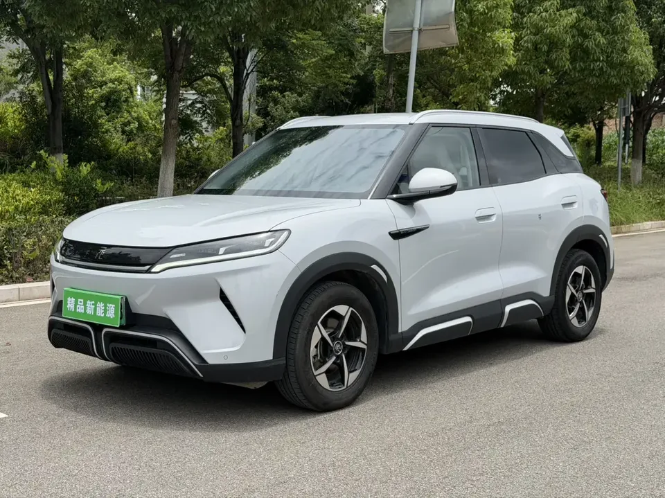 BYD Yuan Up Yuan UP 2024 401KM Leading Type 2025 — фото 1, купить с доставкой в Москву