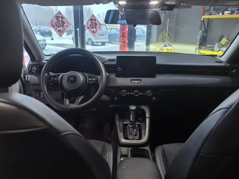 Honda VEZEL Binzhi 2023 1.5L CVT Technology Edition 2023 — thumbnail 4