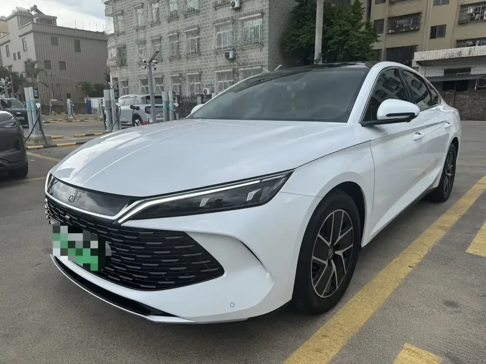 BYD Qin L DM Qin L DM 2025 DM-i 80KM Intelligent Driving Edition 2024 — photo 1, buy with delivery to Moscow