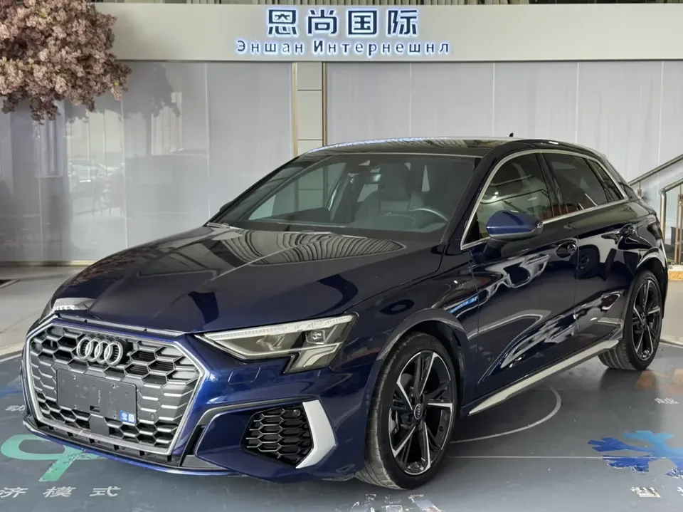 Audi A3 Audi A3 2022 Sportback 35 TFSI Stylish and sporty 2022 — photo 1, buy with delivery to Moscow