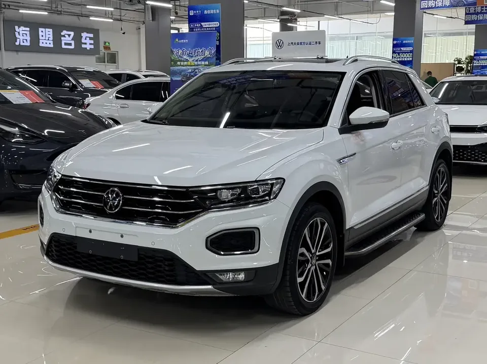 Volkswagen T-Roc TANG 2022 280TSI DSG 2WD Comfort PLUS 2022 — photo 1, buy with delivery to Moscow
