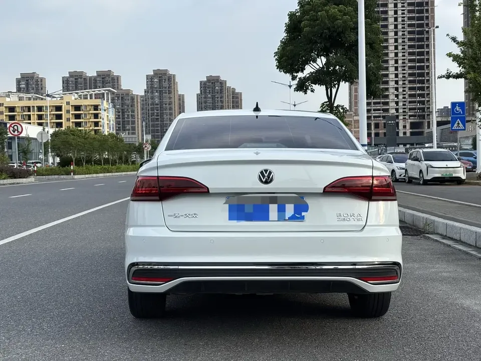 Volkswagen Bora Bora 2024 280TSI DSG Comfort Edition 2024 — thumbnail 2