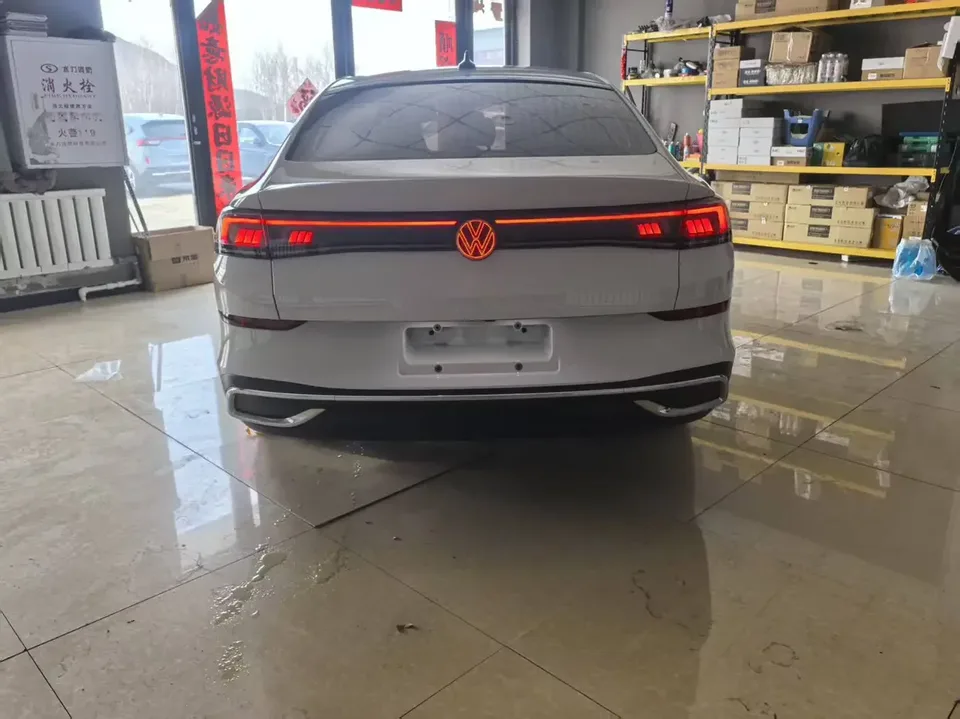 Volkswagen Lamando Lingdu 2022 Lingdu L 280TSI DSG Cool Edition 2022 — миниатюра 2