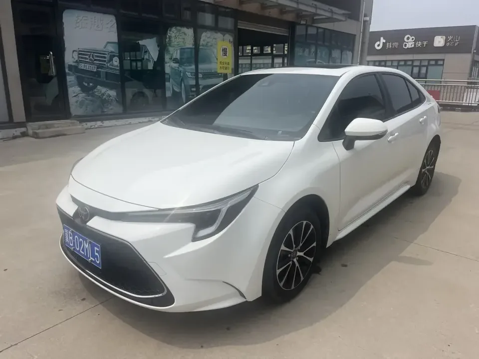 Toyota Levin Lei Ling 2023 185T Deluxe 2023 — photo 1, buy with delivery to Moscow