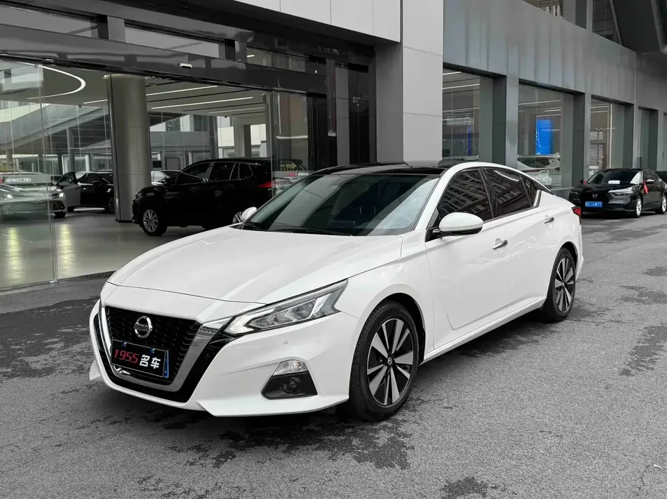 Nissan Altima Sound of nature 2021 2.0L XL Comfort Edition 2022 — photo 1, buy with delivery to Moscow