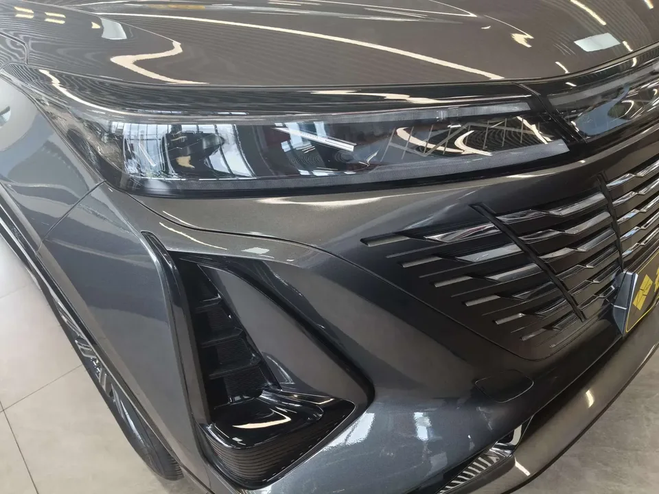 Changan CS75PLUS Changan CS75 PLUS 2023 The third generation 1.5T automatic premium model 2024 — thumbnail 3