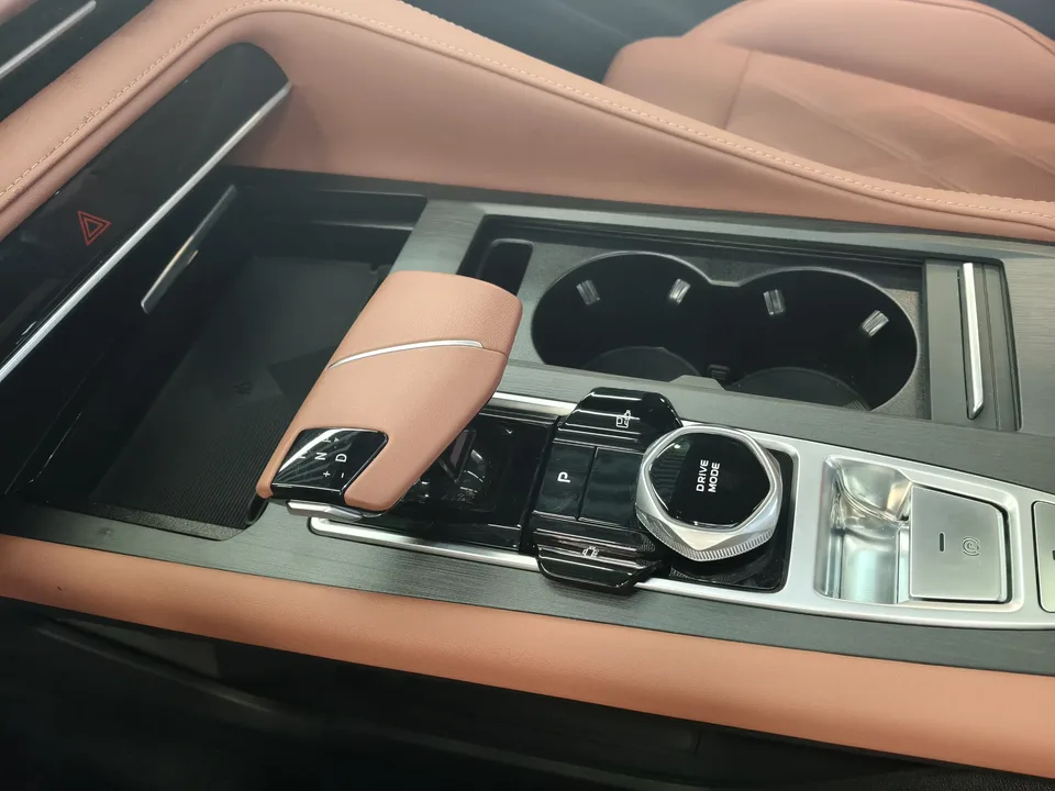 Changan CS75PLUS Changan CS75 PLUS 2023 The third generation 1.5T automatic premium model 2024 — thumbnail 5