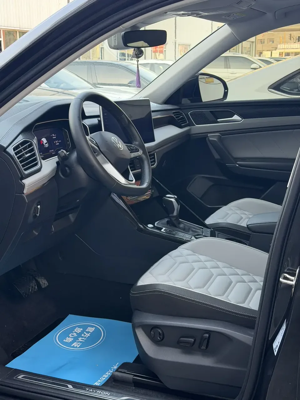 Volkswagen Tayron Tanyue 2023 280TSI 2WD Luxury Plus Advanced Edition 2023 — thumbnail 4