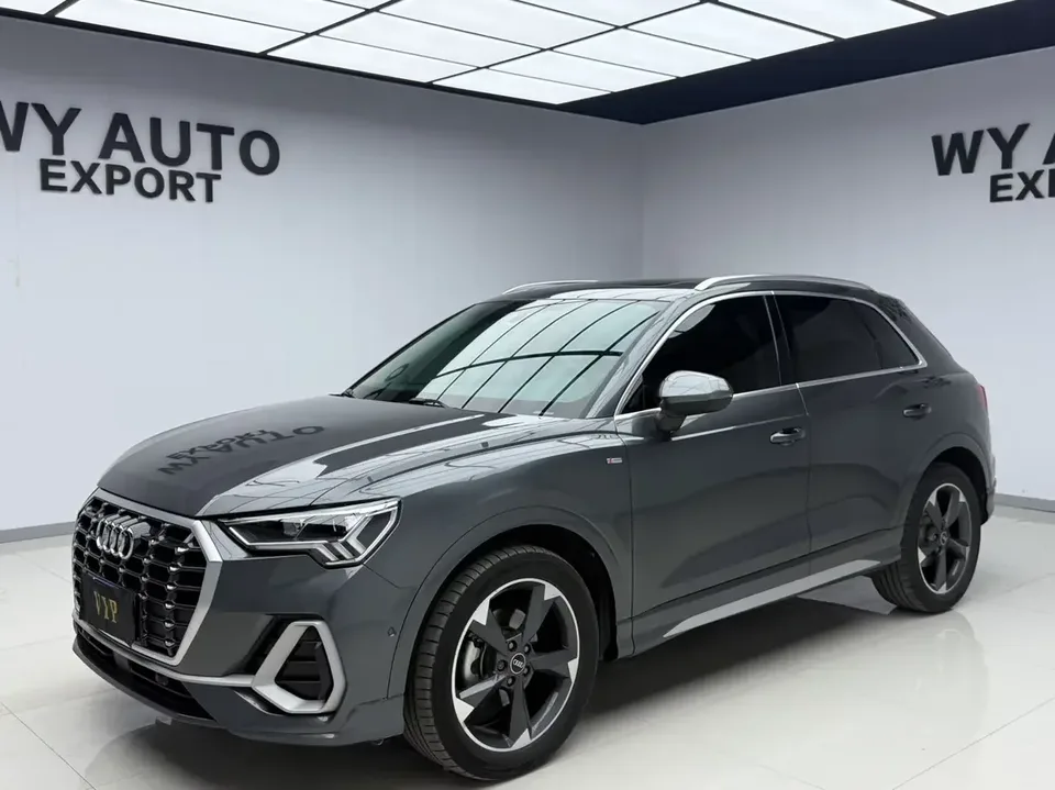 Audi Q3 Audi Q3 2022 35 TFSI Stylish Dynamic 2022 — photo 1, buy with delivery to Moscow