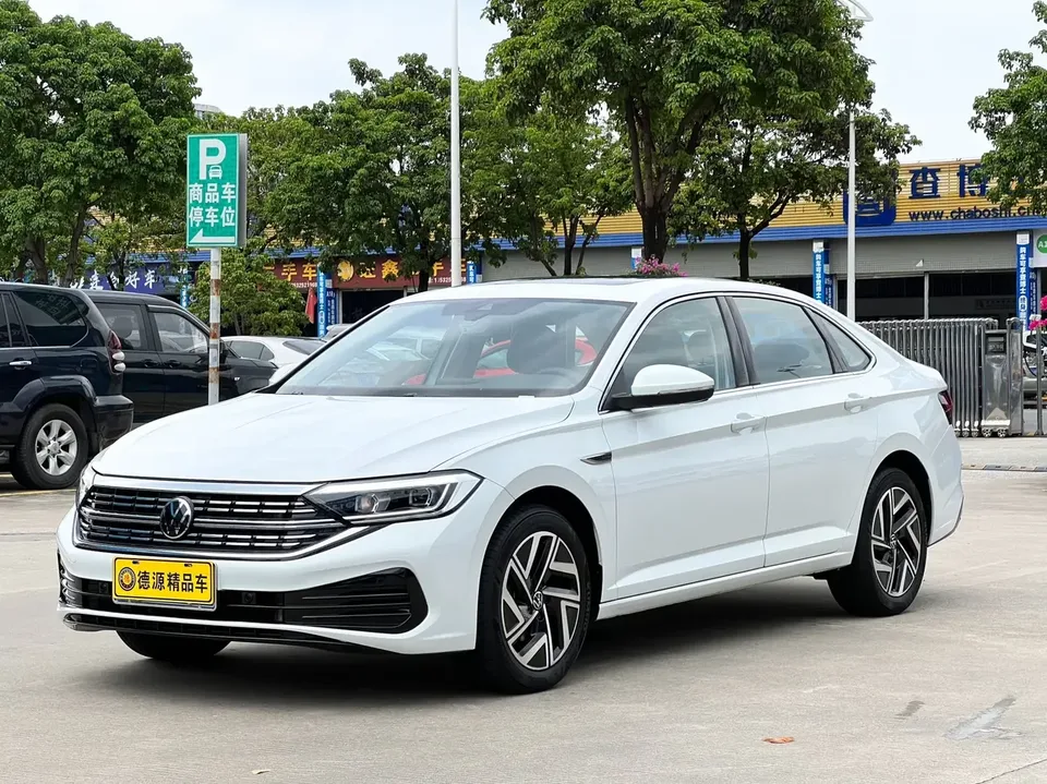 Volkswagen Sagitar Sagitar 2024 300TSI DSG Beyond Edition 2025 — photo 1, buy with delivery to Moscow