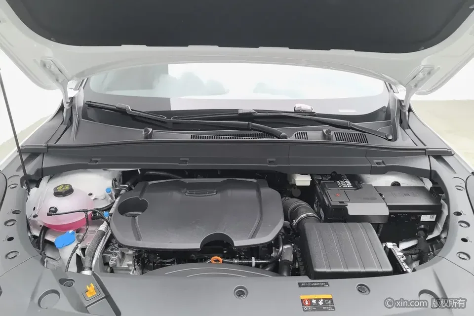 Geely Atlas Boyue 2026 1.5TD Yearning 2026 — thumbnail 2
