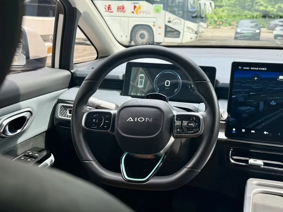 AION Y AION Y 2023 Plus 510 Technology Edition LiFePO4 2023 — thumbnail 3