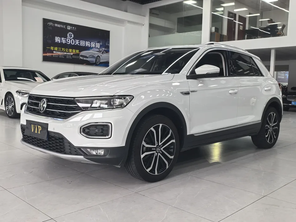 Volkswagen T-Roc TANG 2022 280TSI DSG 2WD Comfort PLUS 2022 — photo 1, buy with delivery to Moscow