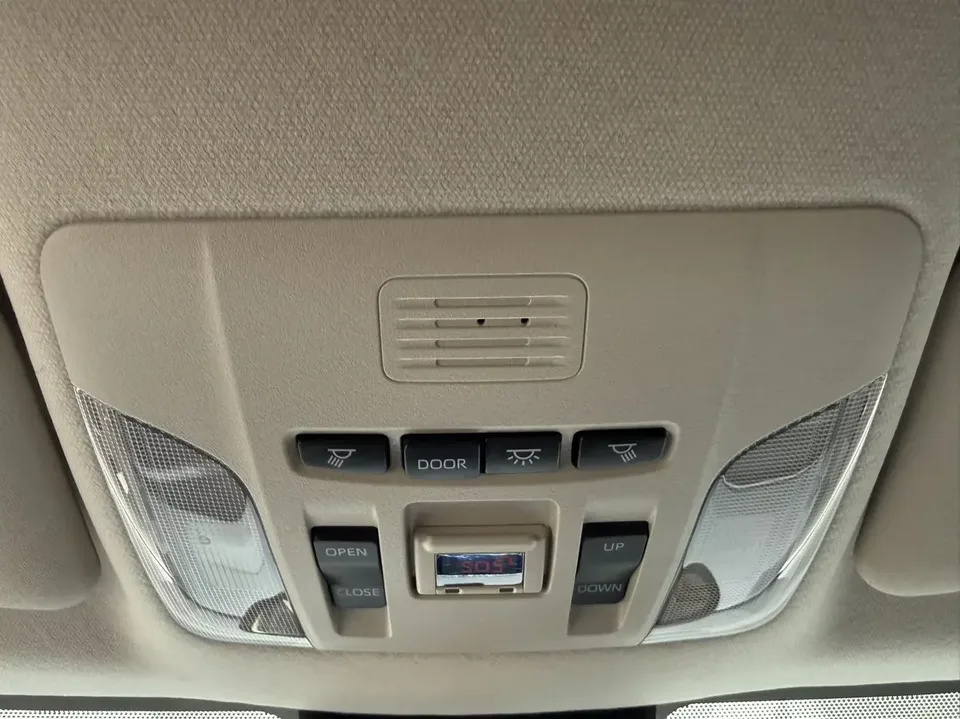 Toyota Corolla Corolla 2021 Dual Engine 1.8L E-CVT Elite Edition 2022 — thumbnail 4