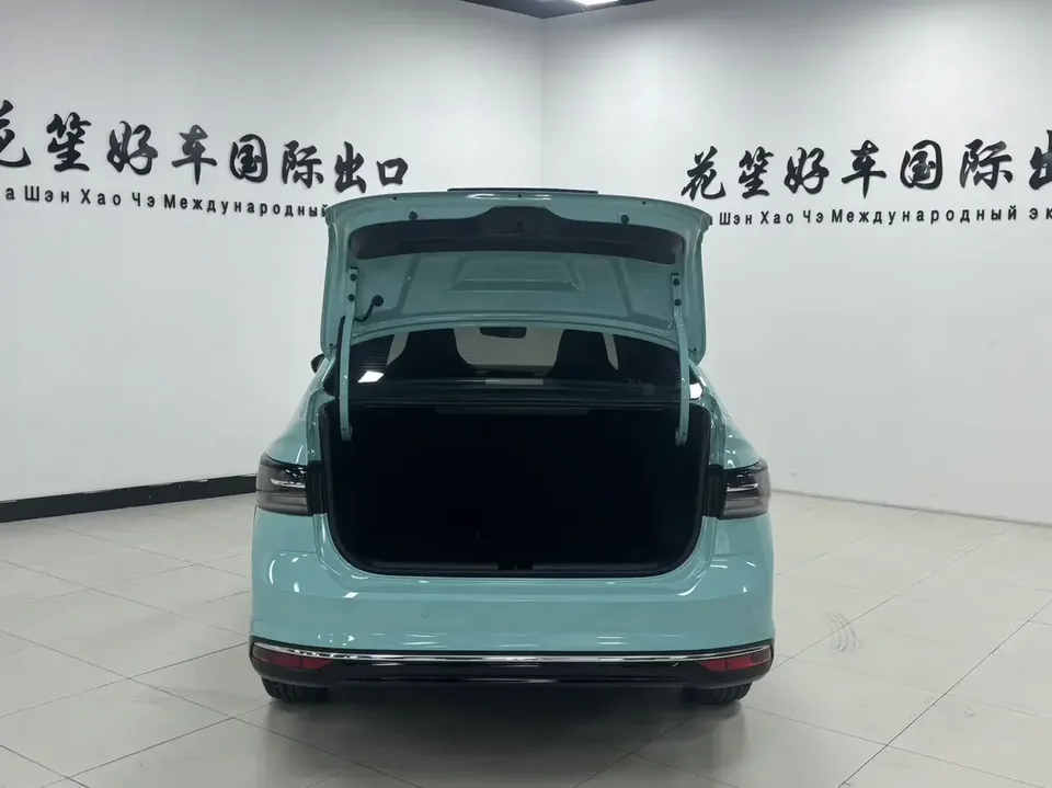 Volkswagen Lavida Lavida 2023 New 1.5L Automatic New Edition 2023 — миниатюра 3