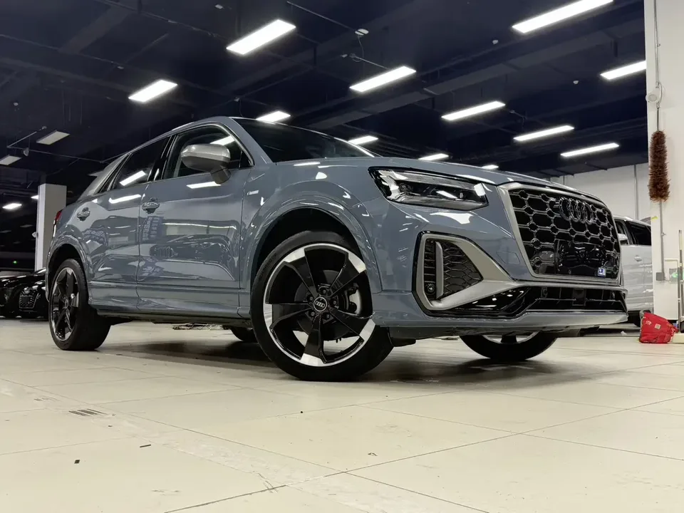 Audi Q2L Audi Q2L 2022 35 TFSI RS Kit Speed Type 2022 — thumbnail 3