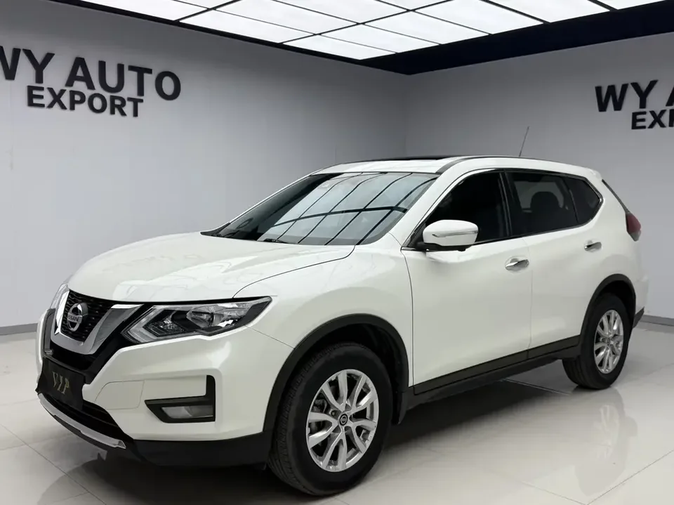 Nissan X-Trail Qijun 2022 2.0L 2WD Smart Connection Comfort Edition 2022 — photo 1, buy with delivery to Moscow