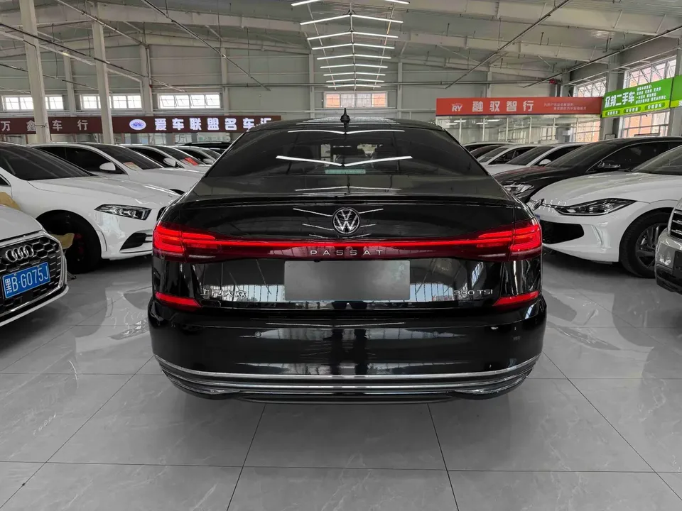 Volkswagen Passat Passat 2023 Modified 280TSI Starry Sky Elite Edition 2023 — thumbnail 2