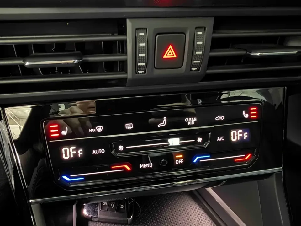 Volkswagen Passat Passat 2023 Modified 280TSI Starry Sky Elite Edition 2023 — thumbnail 3