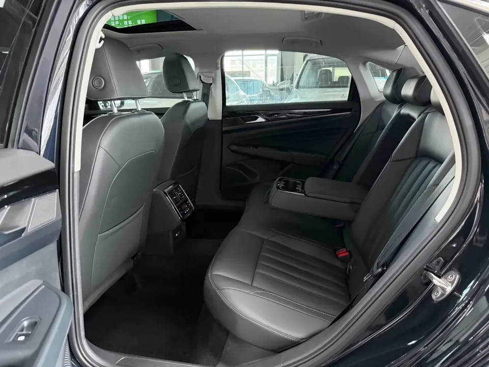 Volkswagen Passat Passat 2023 Modified 280TSI Starry Sky Elite Edition 2023 — thumbnail 5