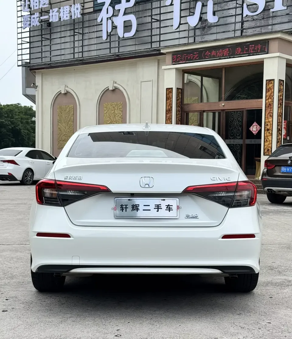 Honda CIVIC Civic 2022 240TURBO CVT Dynamic C-position Special Edition 2024 — thumbnail 2
