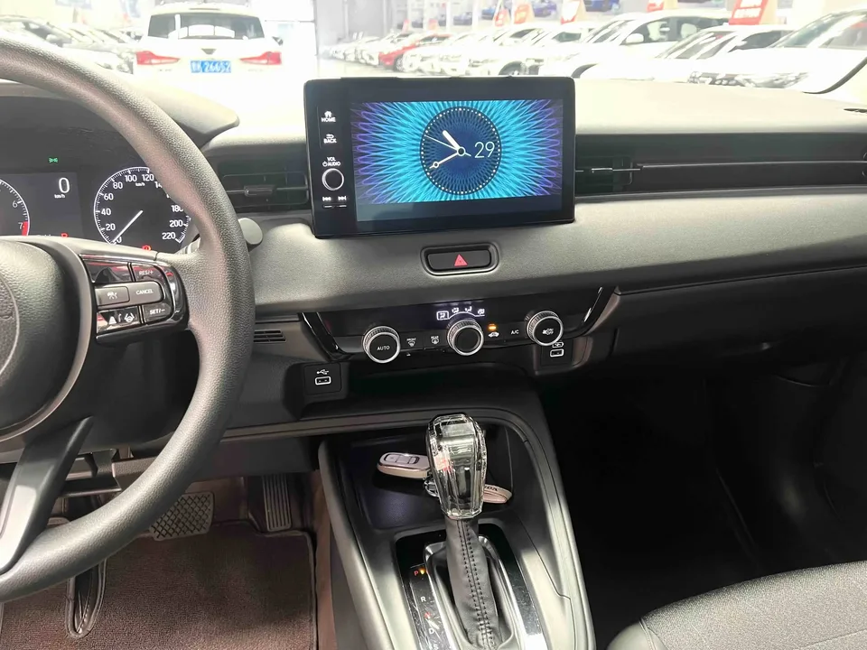 Honda VEZEL Binzhi 2023 1.5L CVT Technology Edition 2023 — thumbnail 3