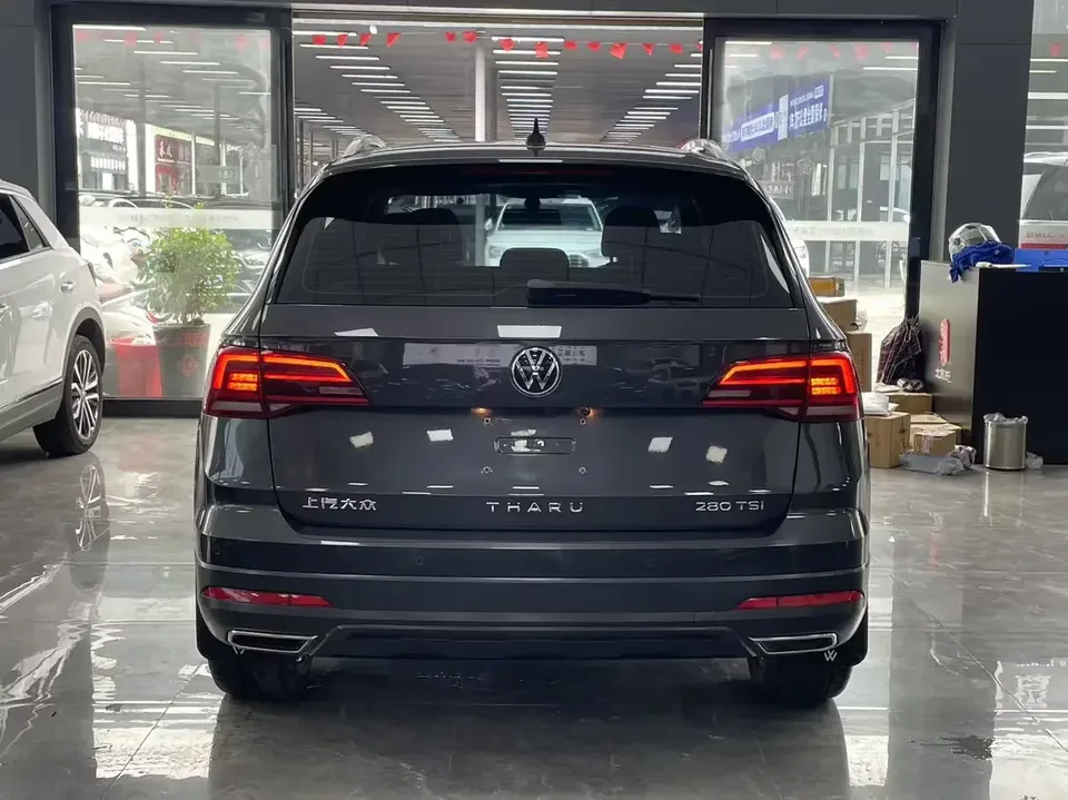 Volkswagen Tharu tuyue 2022 280TSI 2WD Deluxe Edition 2023 — thumbnail 2