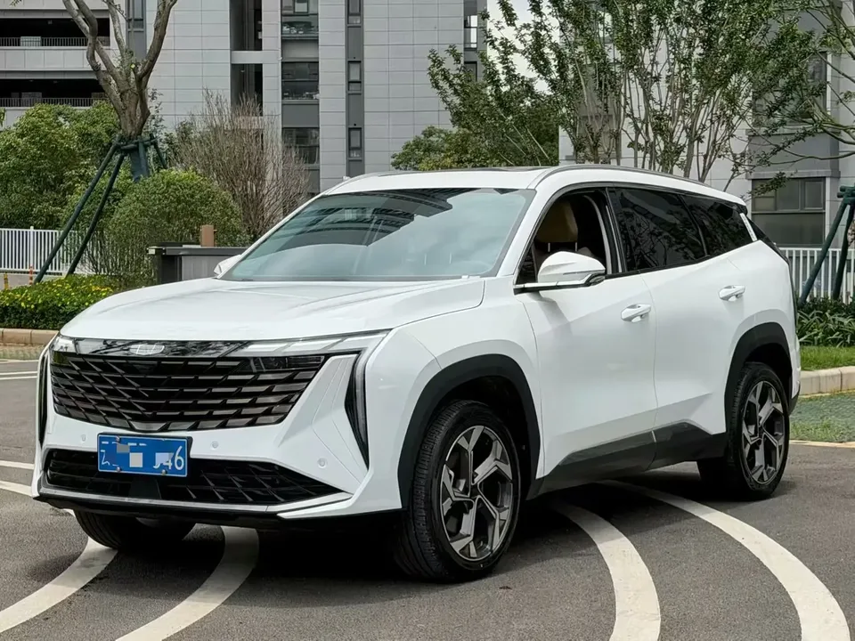 Geely Atlas L Boyue L 2023 1.5TD DCT Premium 2024 — photo 1, buy with delivery to Moscow
