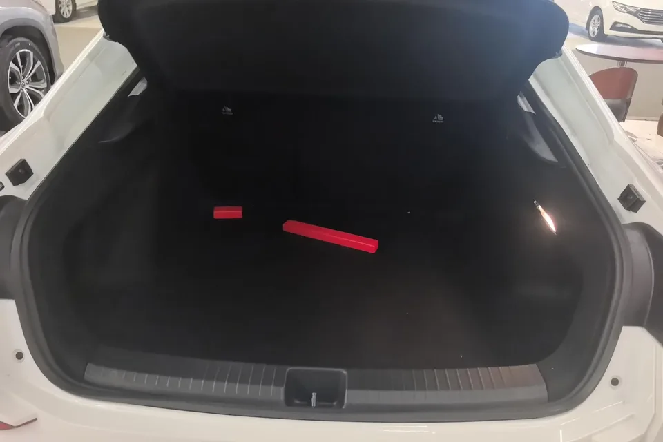 Volkswagen Lamando Lingdu 2024 Lingdu L 280TSI DSG Hot Edition 2024 — thumbnail 5