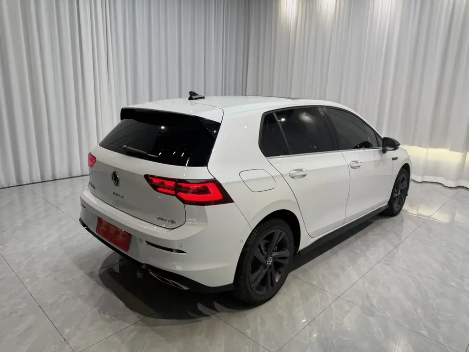 Volkswagen Golf golf 2023 280TSI DSG R-Line 2024 — thumbnail 2