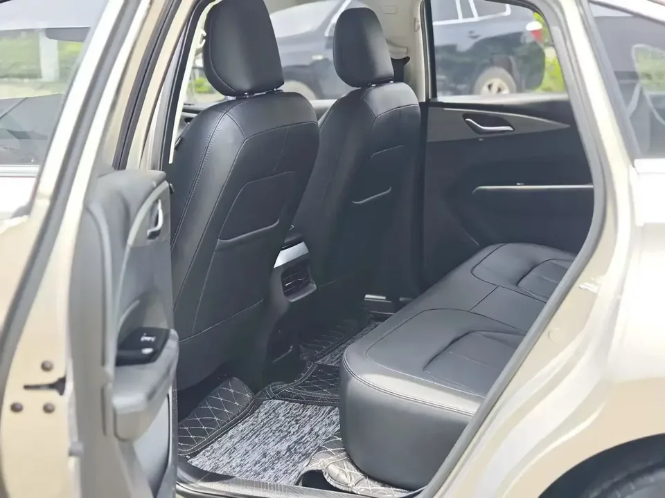 Wuling Starlight EV Wuling Starlight EV 2024 Co-creation version 510 advanced version 2025 — thumbnail 3