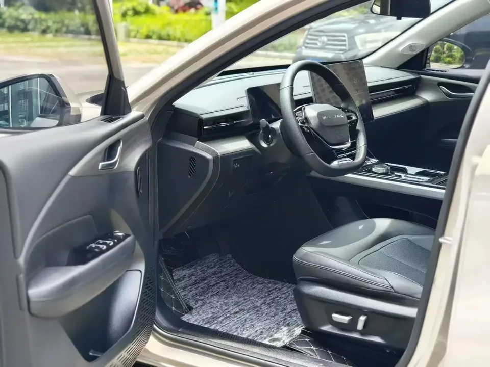 Wuling Starlight EV Wuling Starlight EV 2024 Co-creation version 510 advanced version 2025 — thumbnail 5