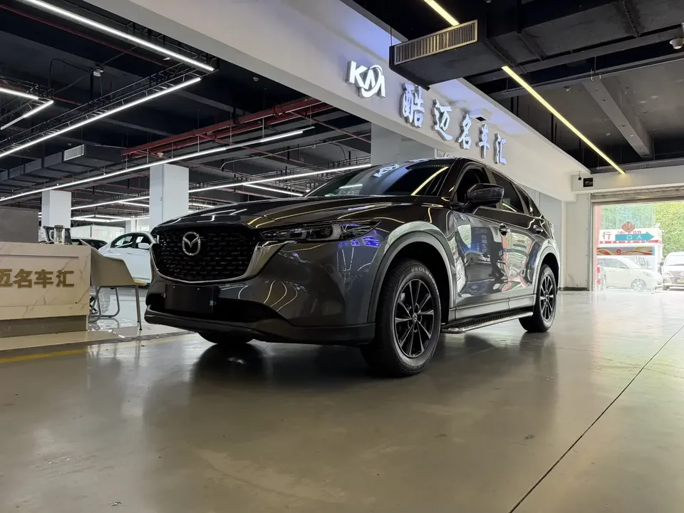 Mazda CX-5 Mazda CX-5 2024 2.0L Automatic 2WD Comfort 2024 — photo 1, buy with delivery to Moscow