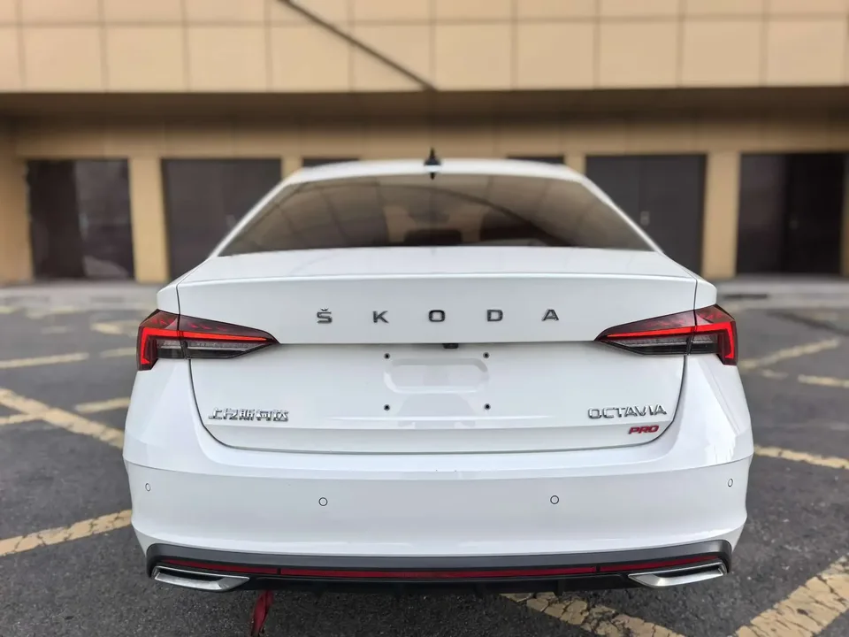 Skoda Octavia Octavia 2022 PRO TSI280 DSG Premium Edition 2022 — thumbnail 2