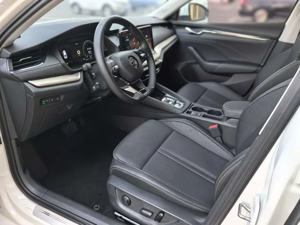 Skoda Octavia Octavia 2022 PRO TSI280 DSG Premium Edition 2022 — thumbnail 4