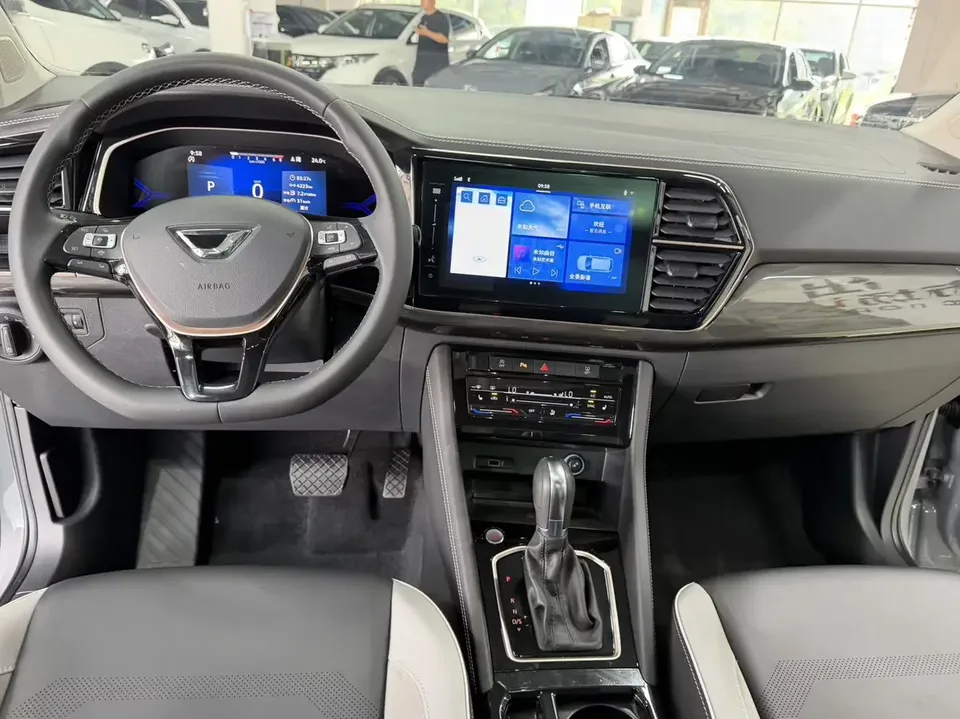 Jetta VS7 Jetta VS7 2023 280TSI Automatic High Gloss Glory Edition 2023 — thumbnail 4