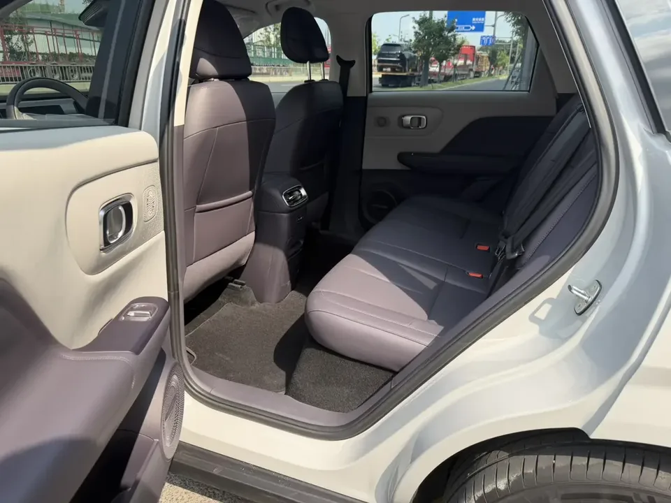 Leapmotor B10 Leapmotor B10 2025 510 Enjoy Edition 2025 — thumbnail 4