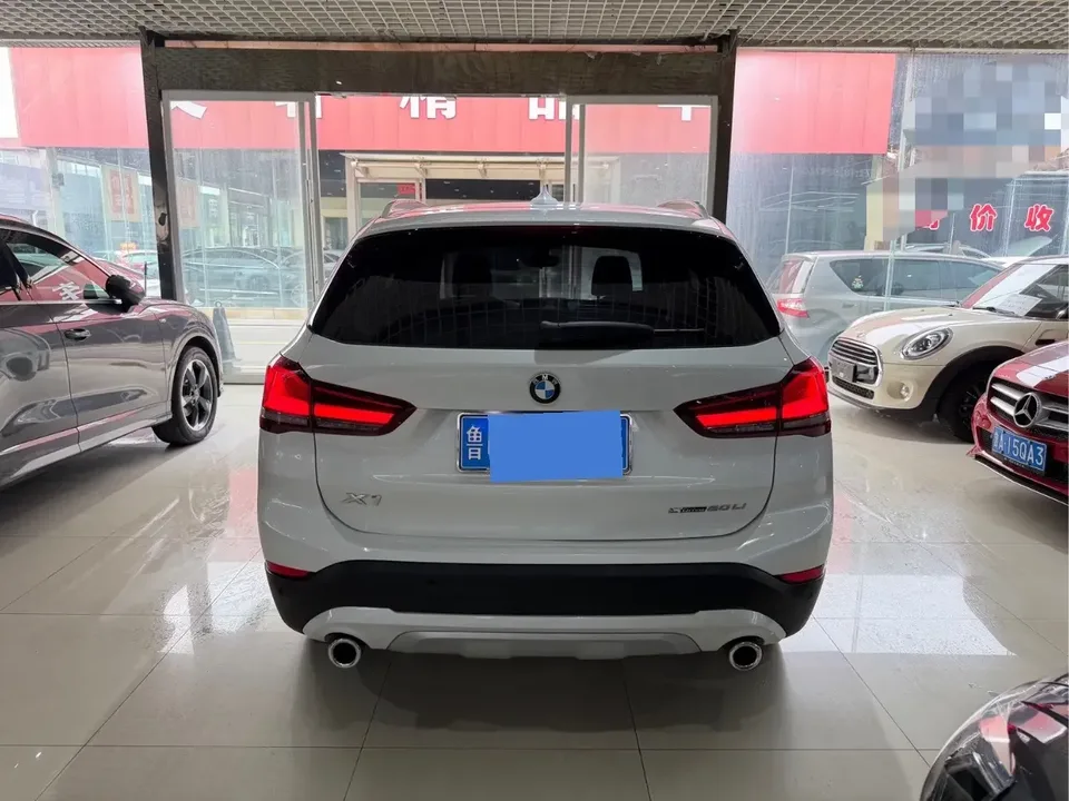 BMW X1 BMW X1 2022 sDrive20Li Fashion 2022 — thumbnail 2